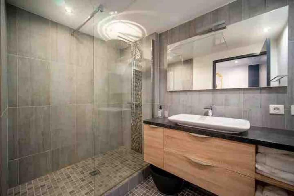 Le Marquis - T3 Standing 100M2 250 Metres Du Port Apartment Marseille Ngoại thất bức ảnh
